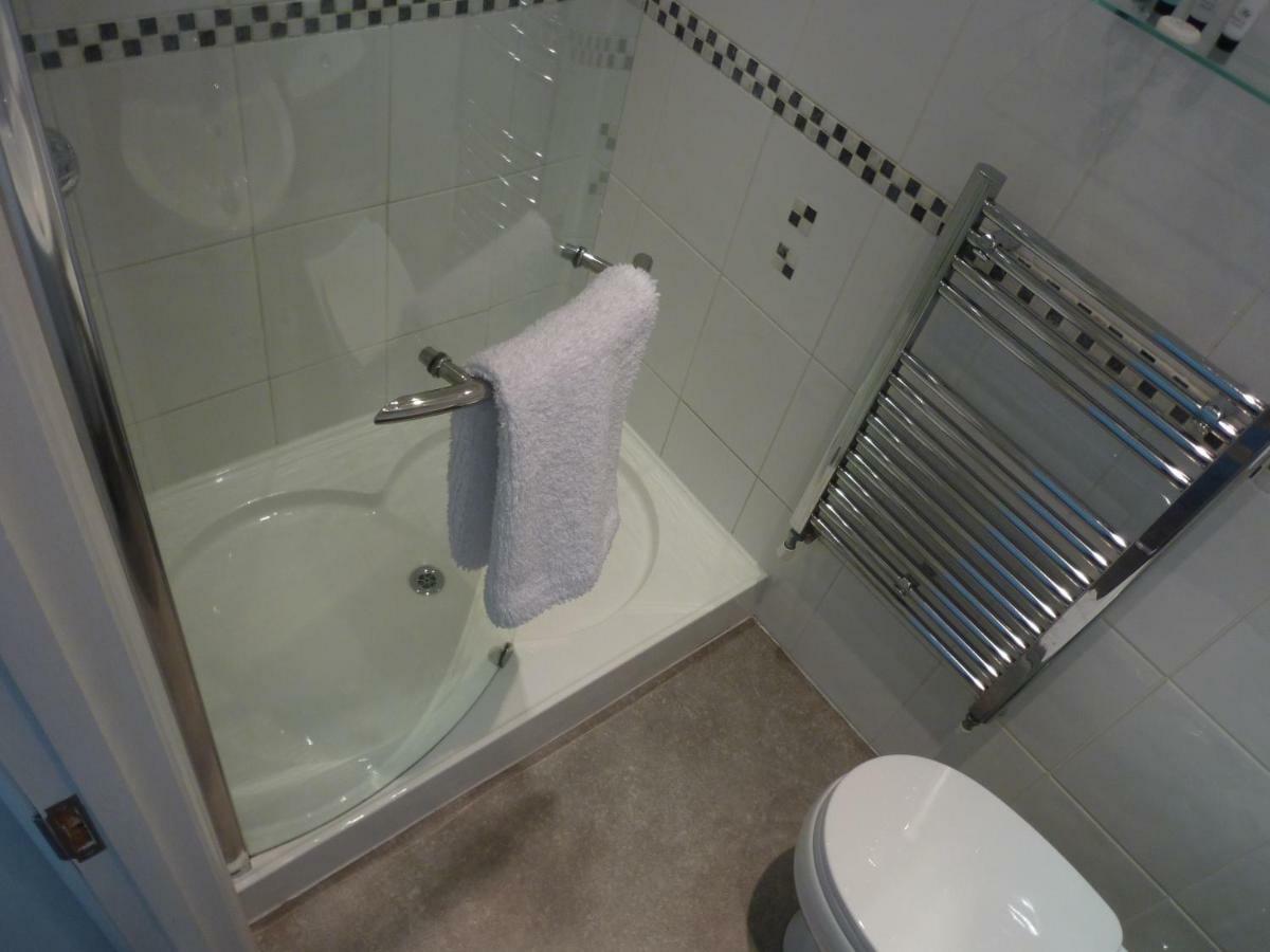 Almondsbury Luxury Apartment Bagian luar foto